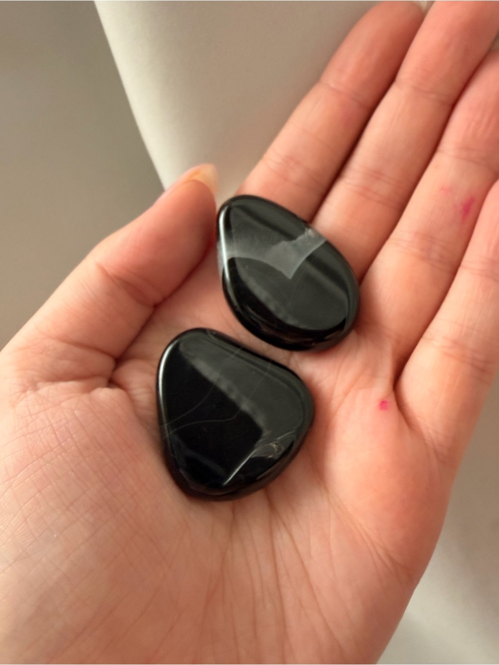 Black agate stones